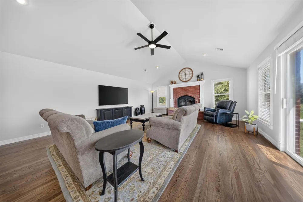 5705 S Prairie Drive Chelsea, OK 74016