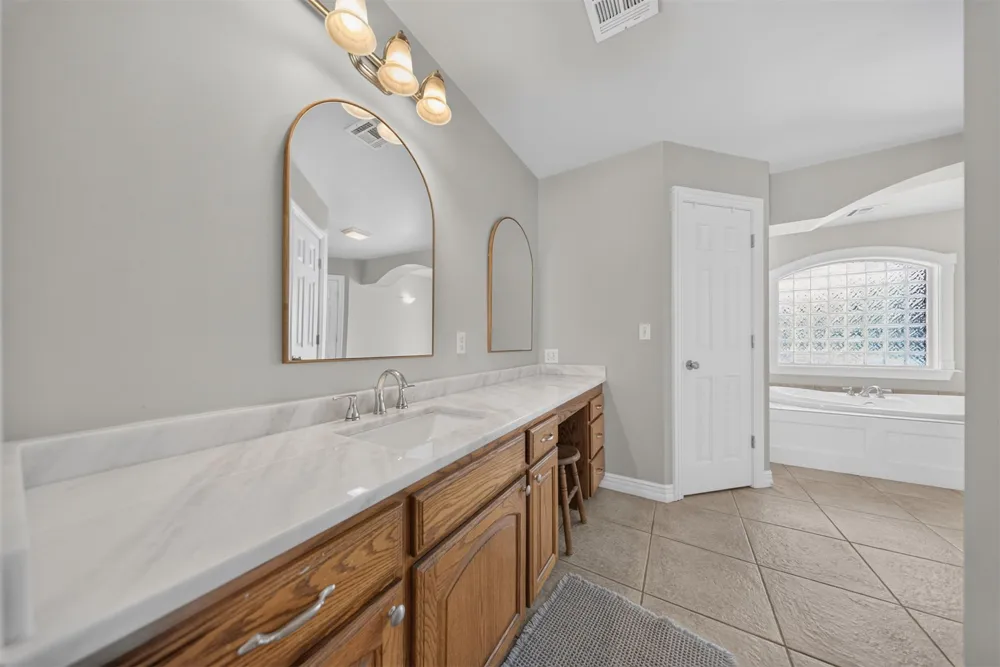 5705 S Prairie Drive Chelsea, OK 74016