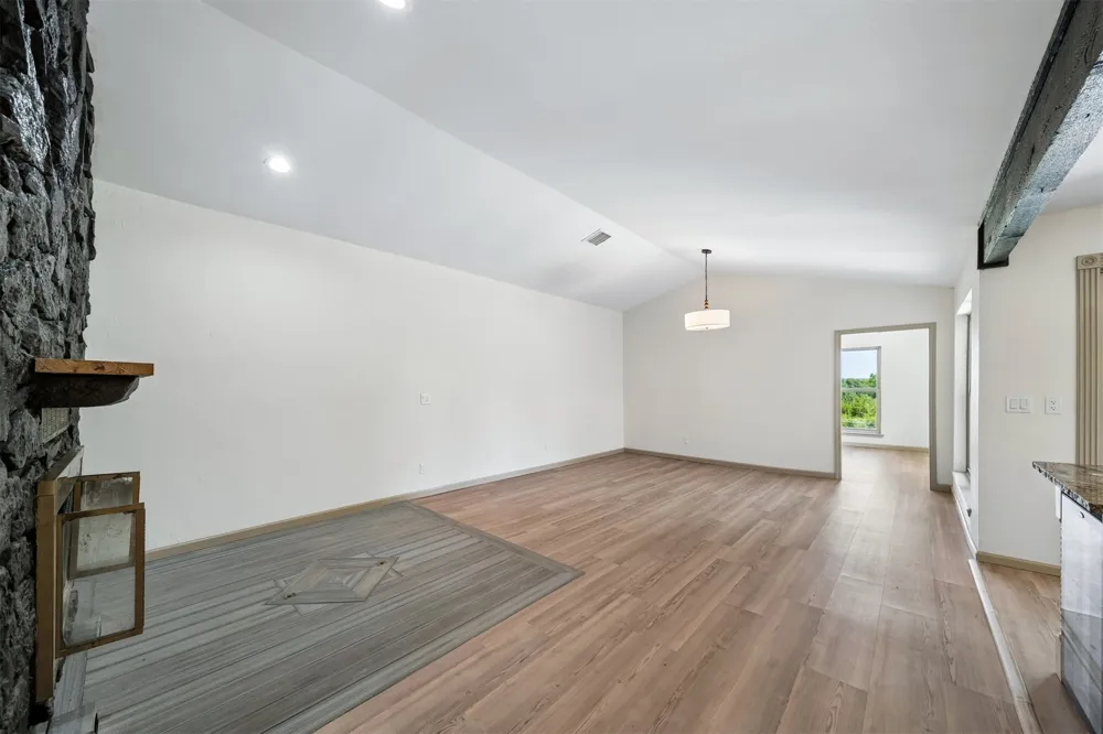 31475 Dunegan Road Mannford, OK 74044