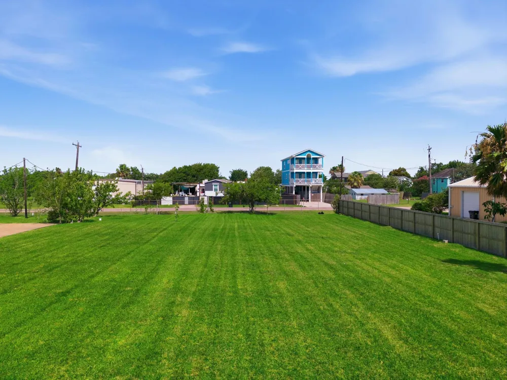 22nd Street San Leon, TX 77539
