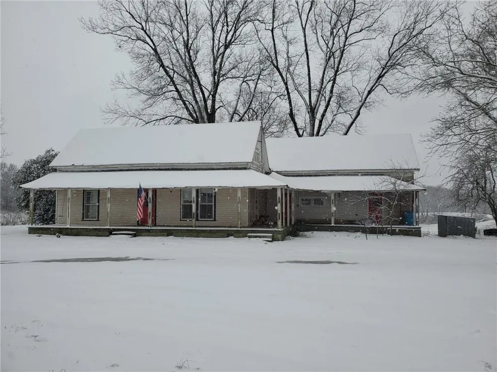14155 HWY 106 Carnesville, GA 30521