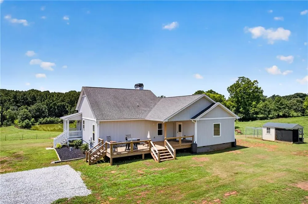 14155 HWY 106 Carnesville, GA 30521
