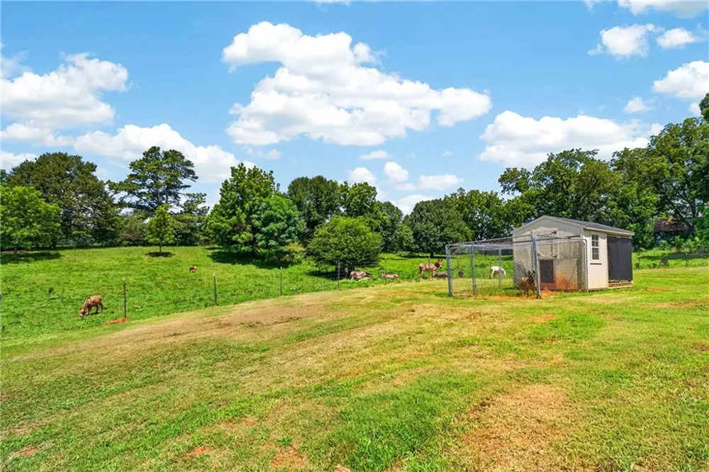 14155 HWY 106 Carnesville, GA 30521