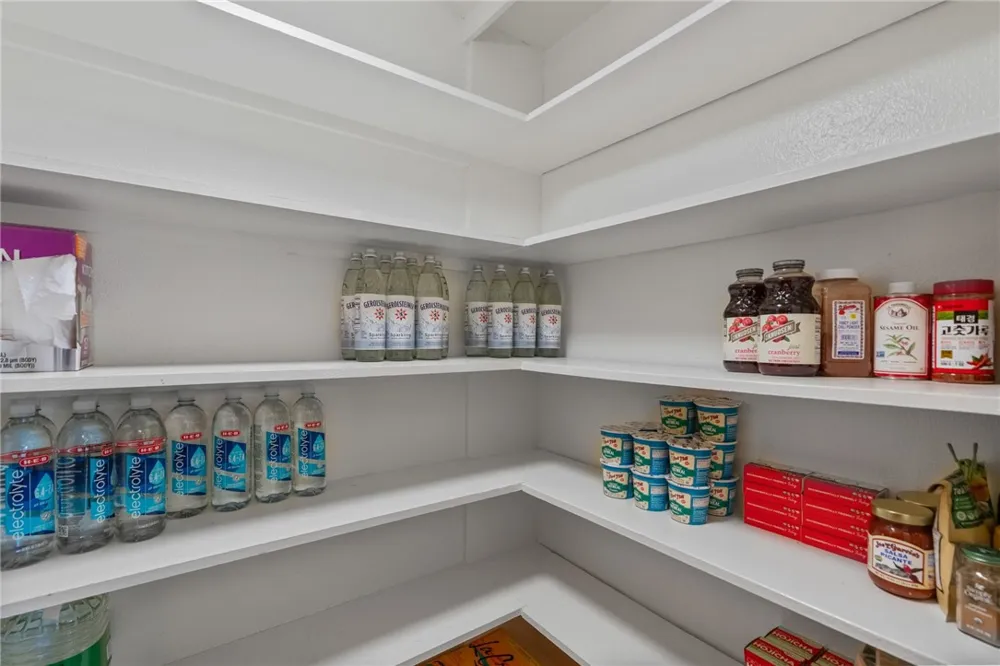 1904 Helen Street Alice, TX 78332