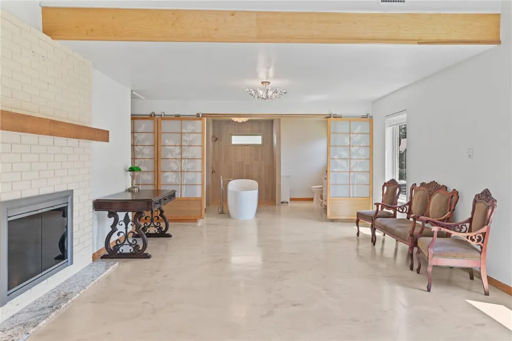 1904 Helen Street Alice, TX 78332