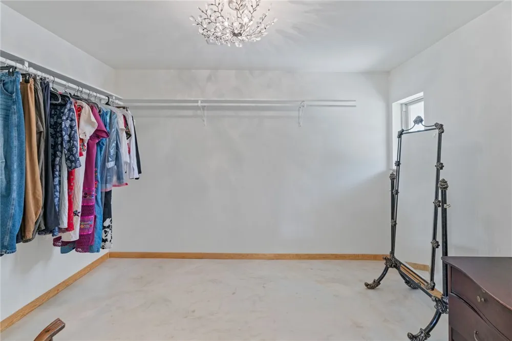 1904 Helen Street Alice, TX 78332