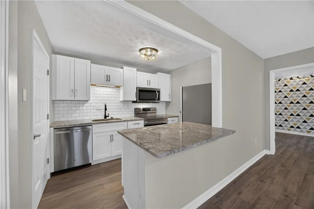 3923 Woodridge Way Tucker, GA 30084