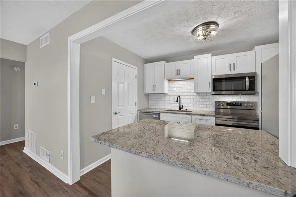 3923 Woodridge Way Tucker, GA 30084