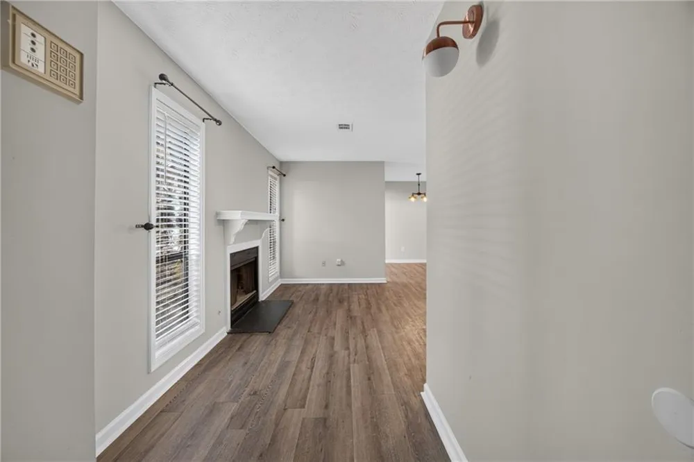 3923 Woodridge Way Tucker, GA 30084