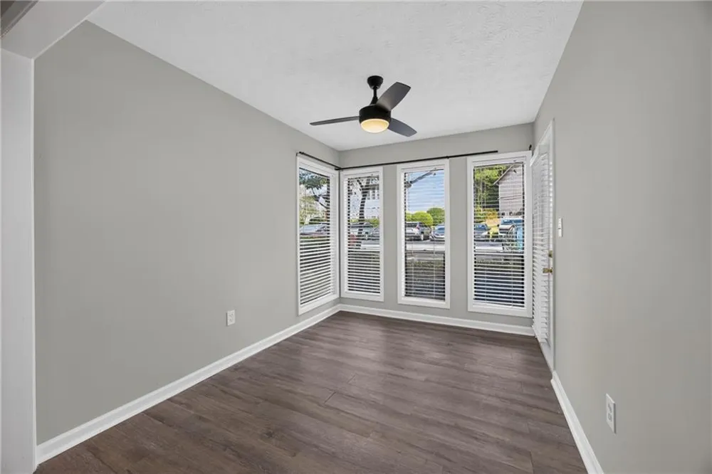 3923 Woodridge Way Tucker, GA 30084