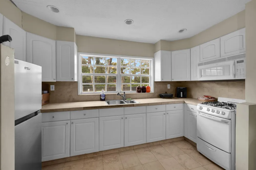 15921 80TH LANE Loxahatchee, FL 33470