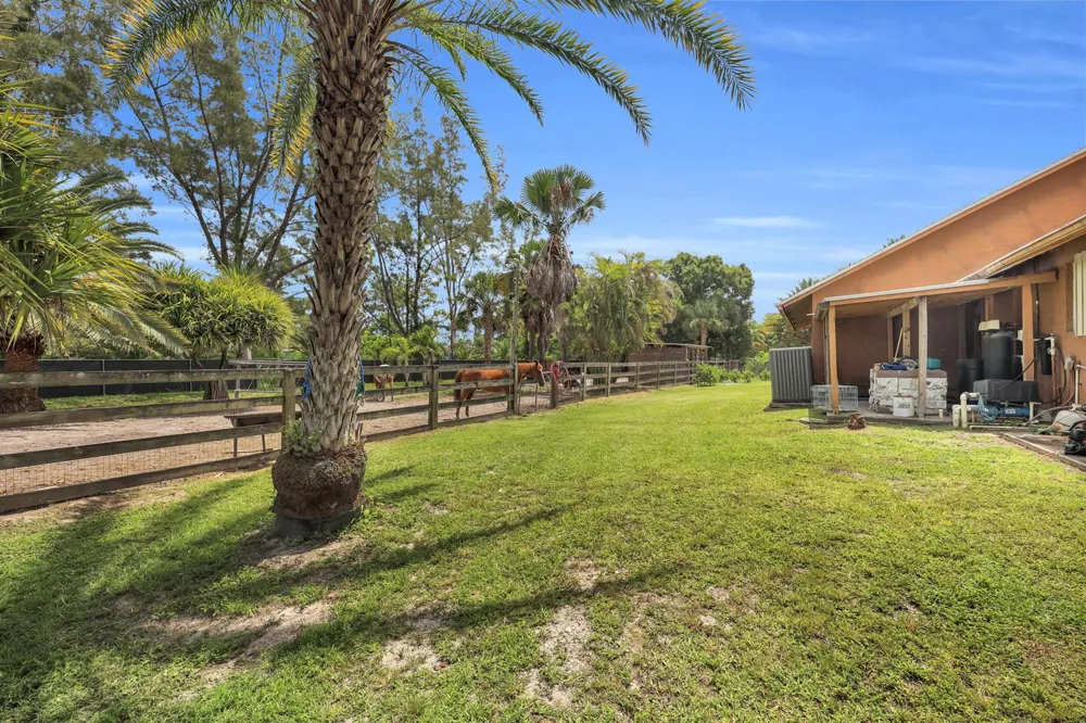 15921 80TH LANE Loxahatchee, FL 33470