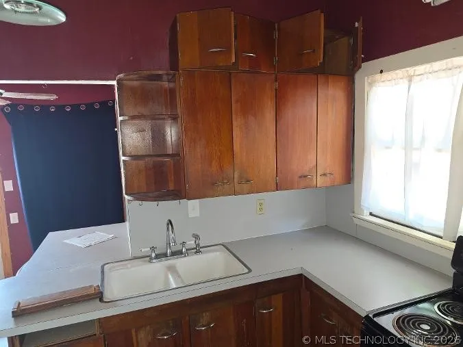 207 S 8th Street Okemah, OK 74859