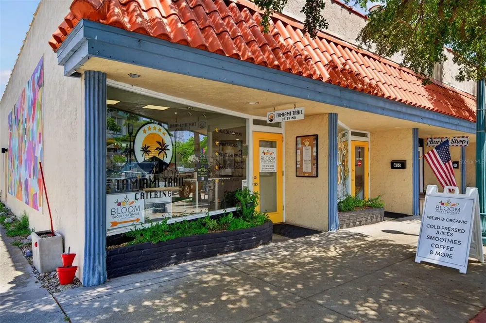 433 CENTRAL AVENUE Sarasota, FL 34236