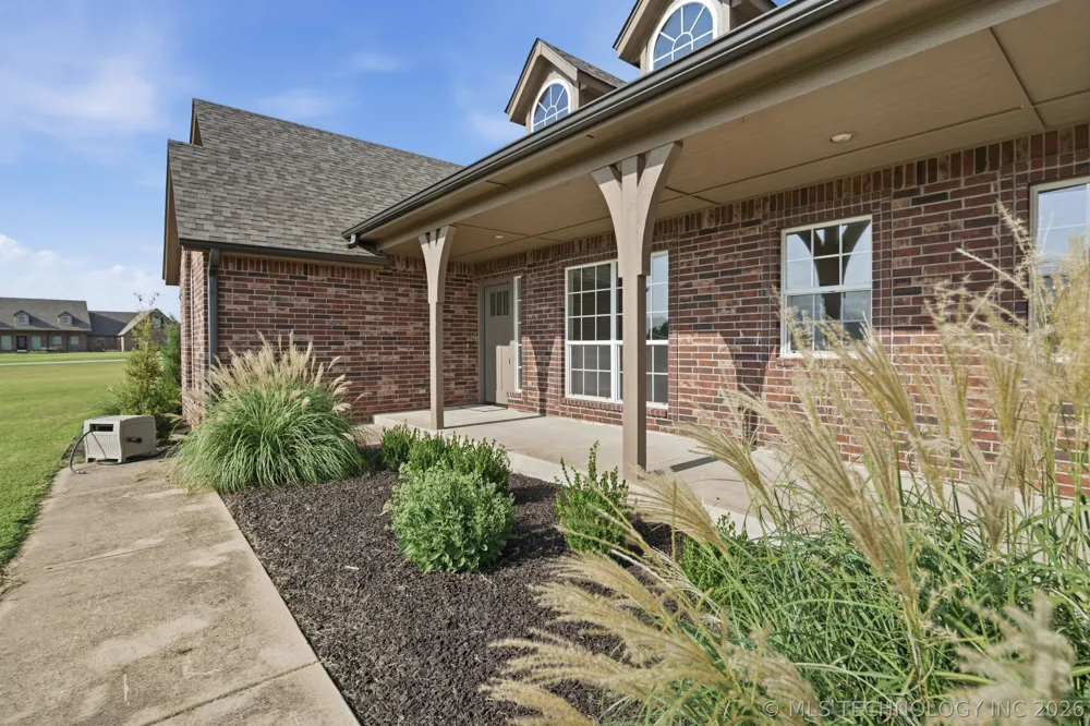 13535 E 463 ROAD Claremore, OK 74017