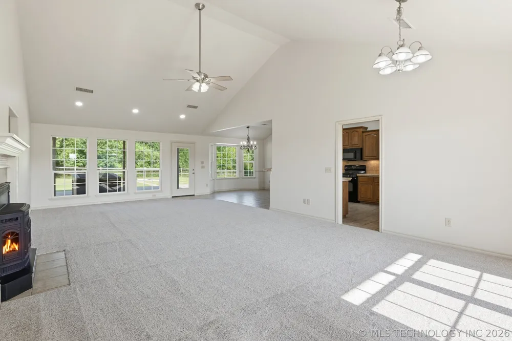 13535 E 463 ROAD Claremore, OK 74017