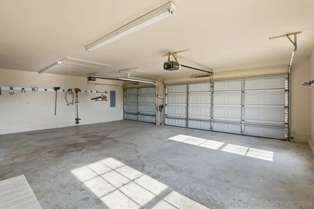13535 E 463 ROAD Claremore, OK 74017