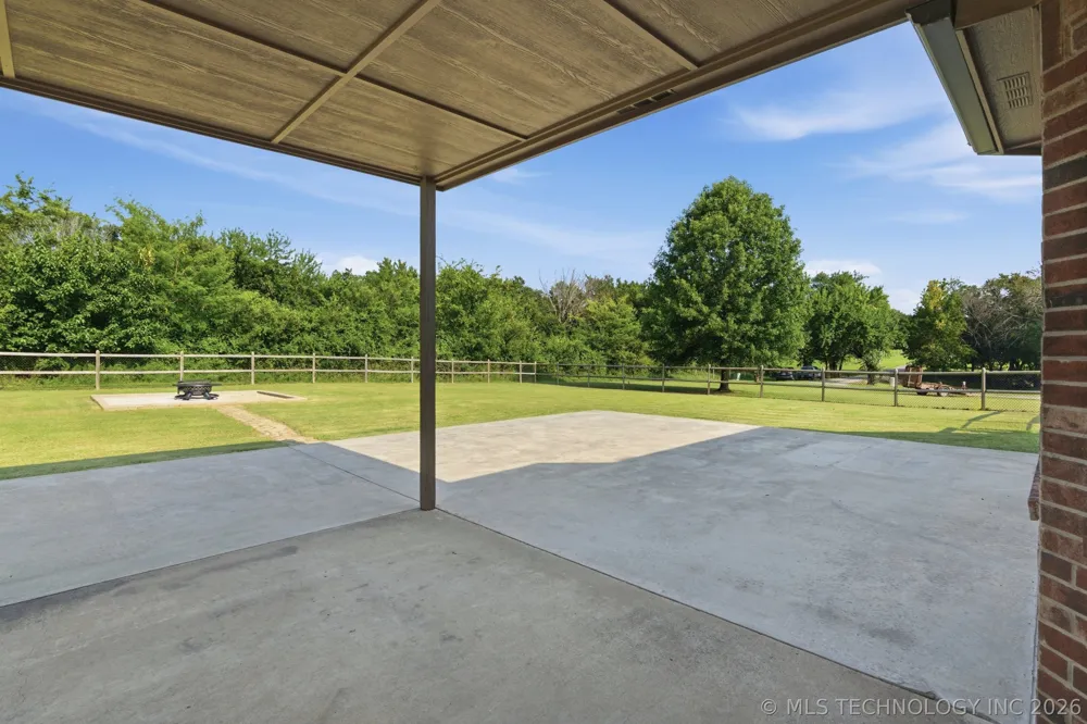 13535 E 463 ROAD Claremore, OK 74017