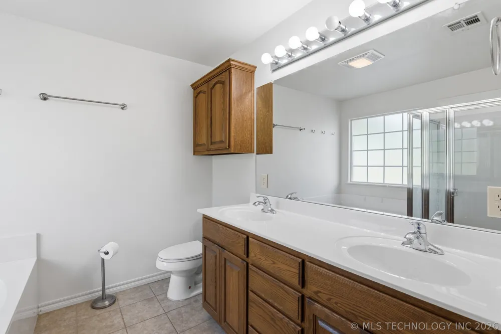 13535 E 463 ROAD Claremore, OK 74017