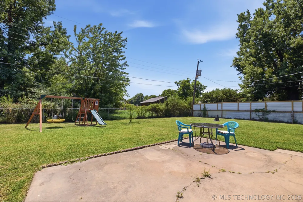 8634 E 38th Place NE Tulsa, OK 74146