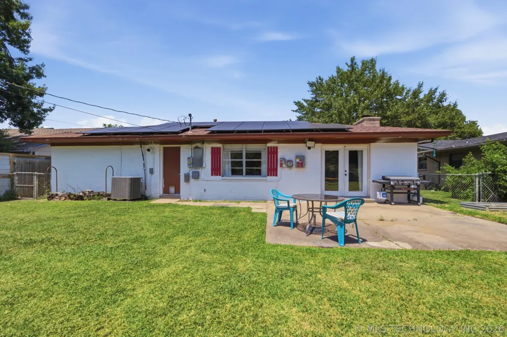 8634 E 38th Place NE Tulsa, OK 74146