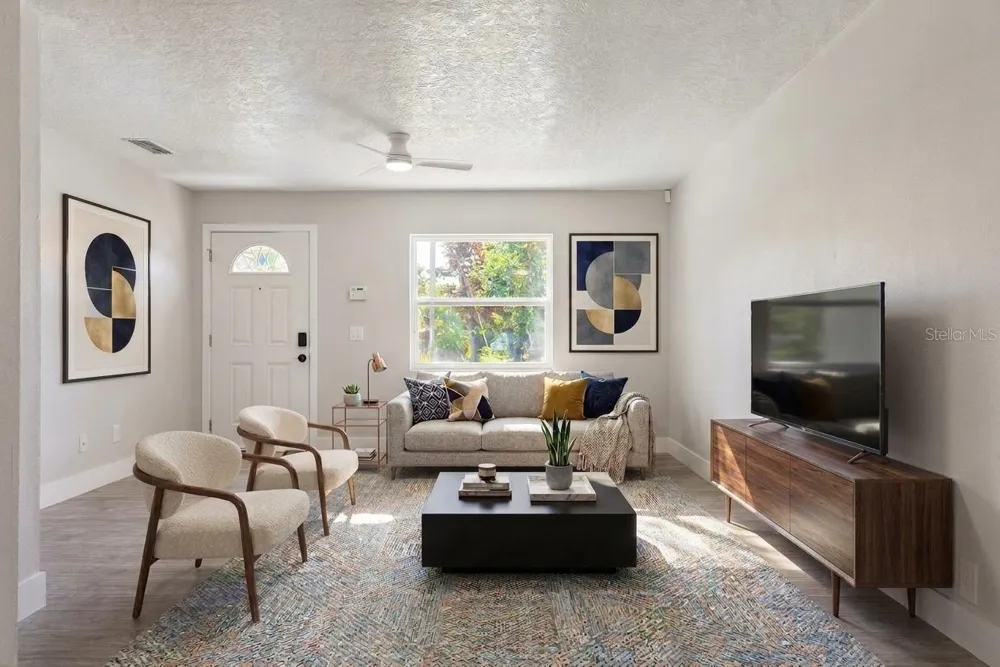 324 QUEEN AVENUE Oviedo, FL 32765