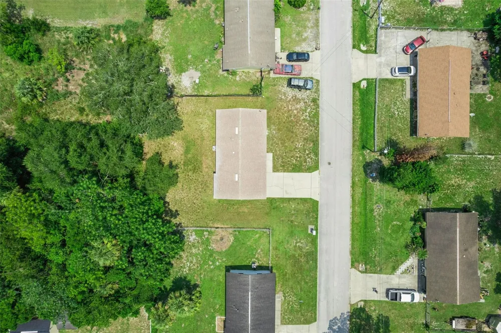 324 QUEEN AVENUE Oviedo, FL 32765