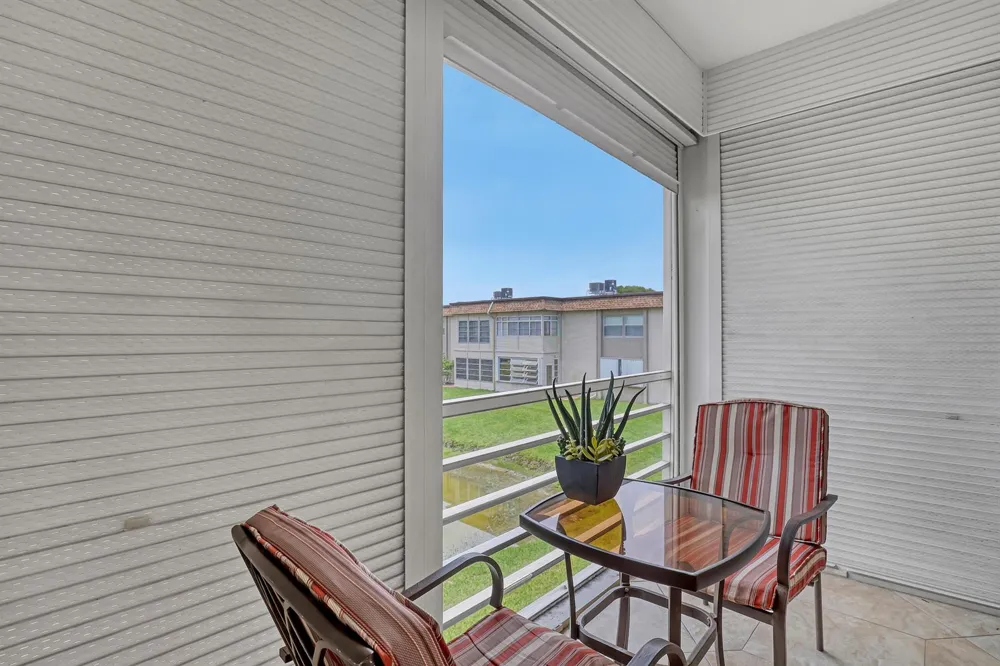 504 Davis Road #96 Palm Springs, FL 33461