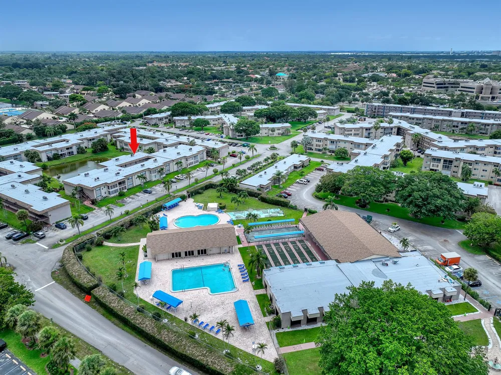 504 Davis Road #96 Palm Springs, FL 33461