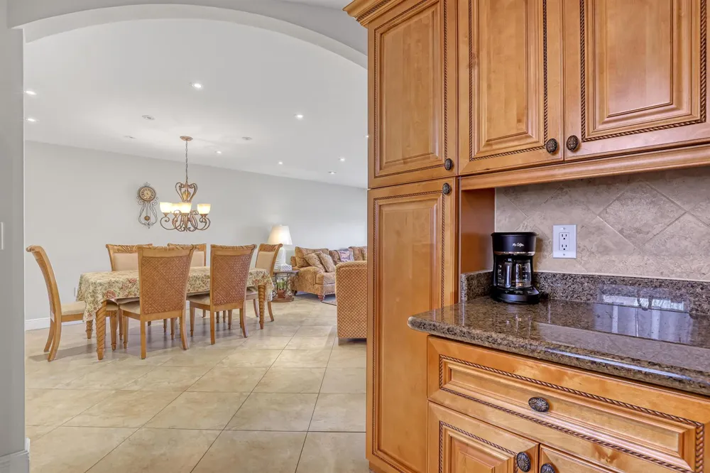 504 Davis Road #96 Palm Springs, FL 33461