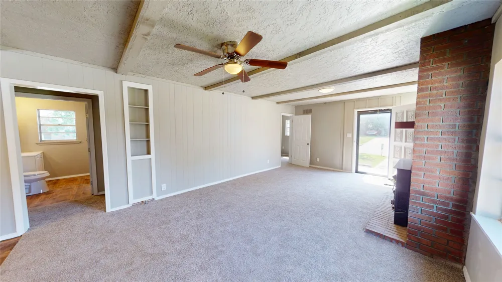 1142 S Stockton Street Ada, OK 74820
