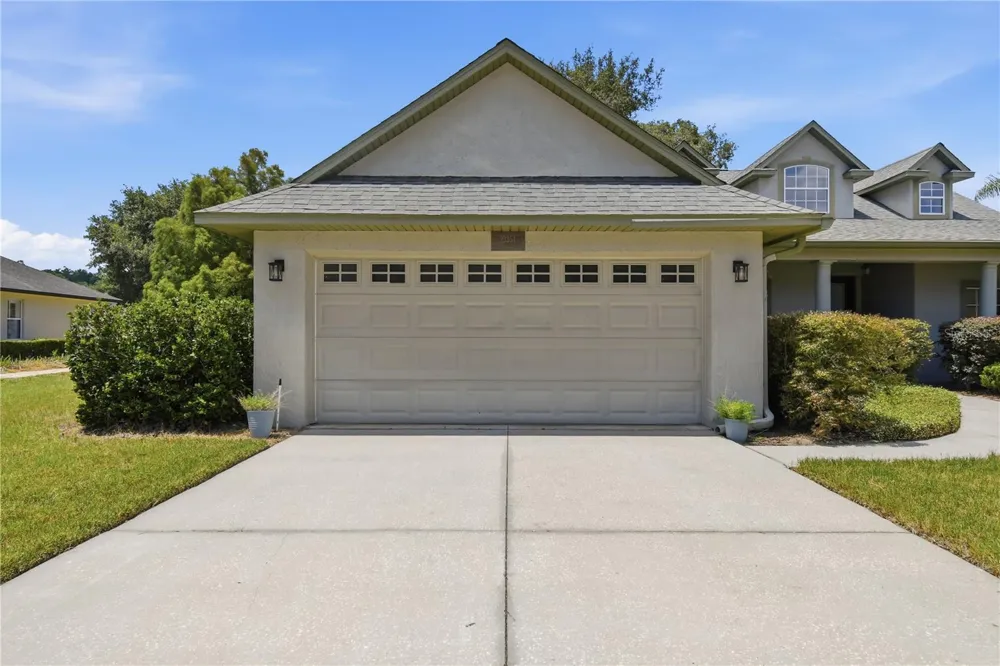 23354 OAK PRAIRIE CIRCLE Sorrento, FL 32776