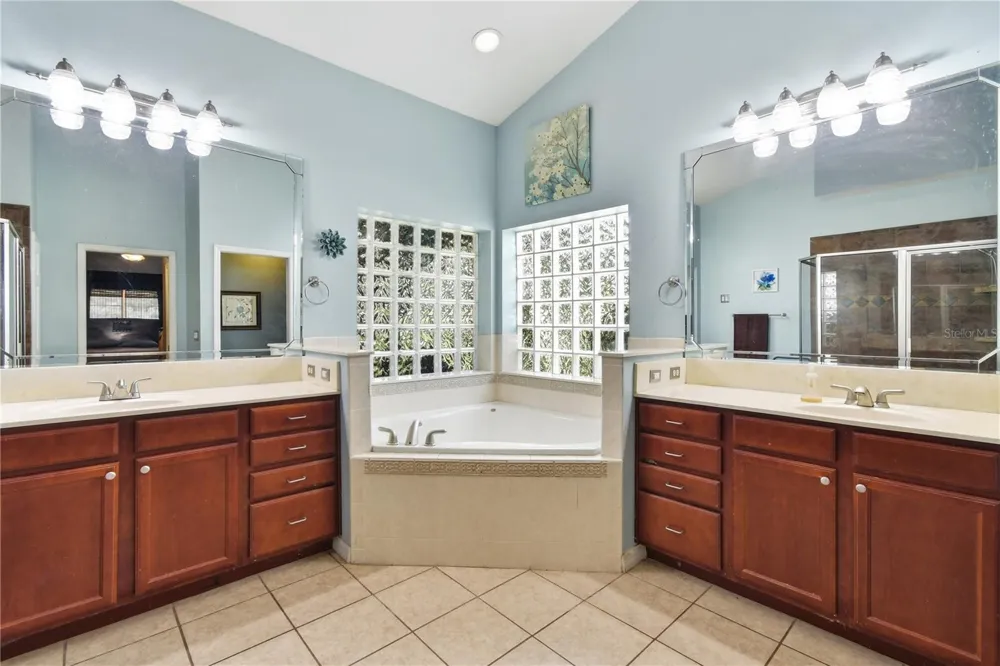 23354 OAK PRAIRIE CIRCLE Sorrento, FL 32776