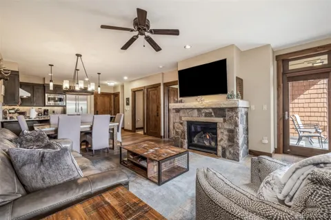 610 Columbine Road #6309