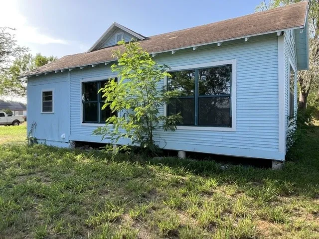 409 E Kohler Street Hebbronville, TX 78361