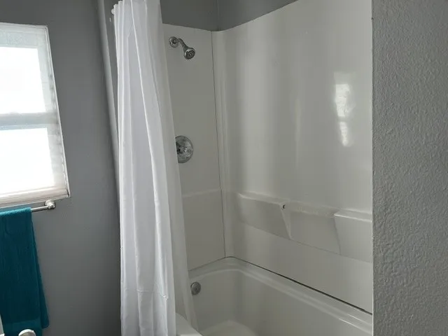 409 E Kohler Street Hebbronville, TX 78361