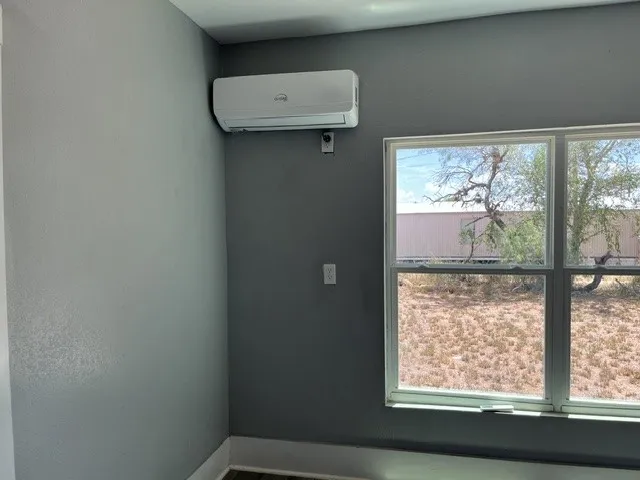 409 E Kohler Street Hebbronville, TX 78361