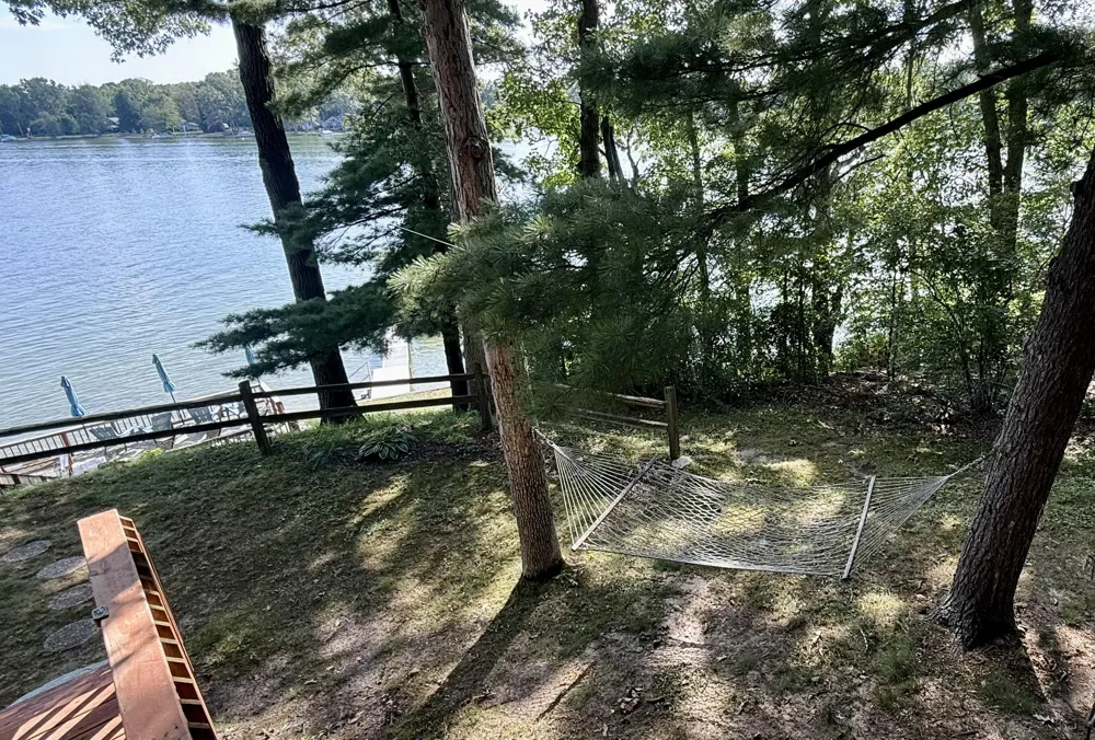 1880 Hemlock Crest Drive Quincy, MI 49082