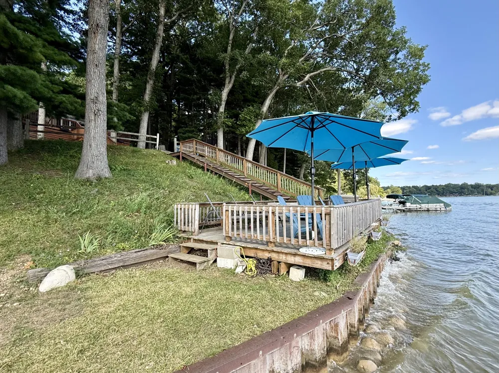 1880 Hemlock Crest Drive Quincy, MI 49082