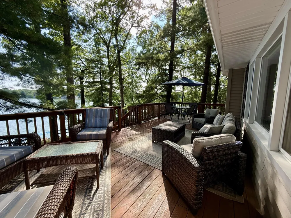 1880 Hemlock Crest Drive Quincy, MI 49082