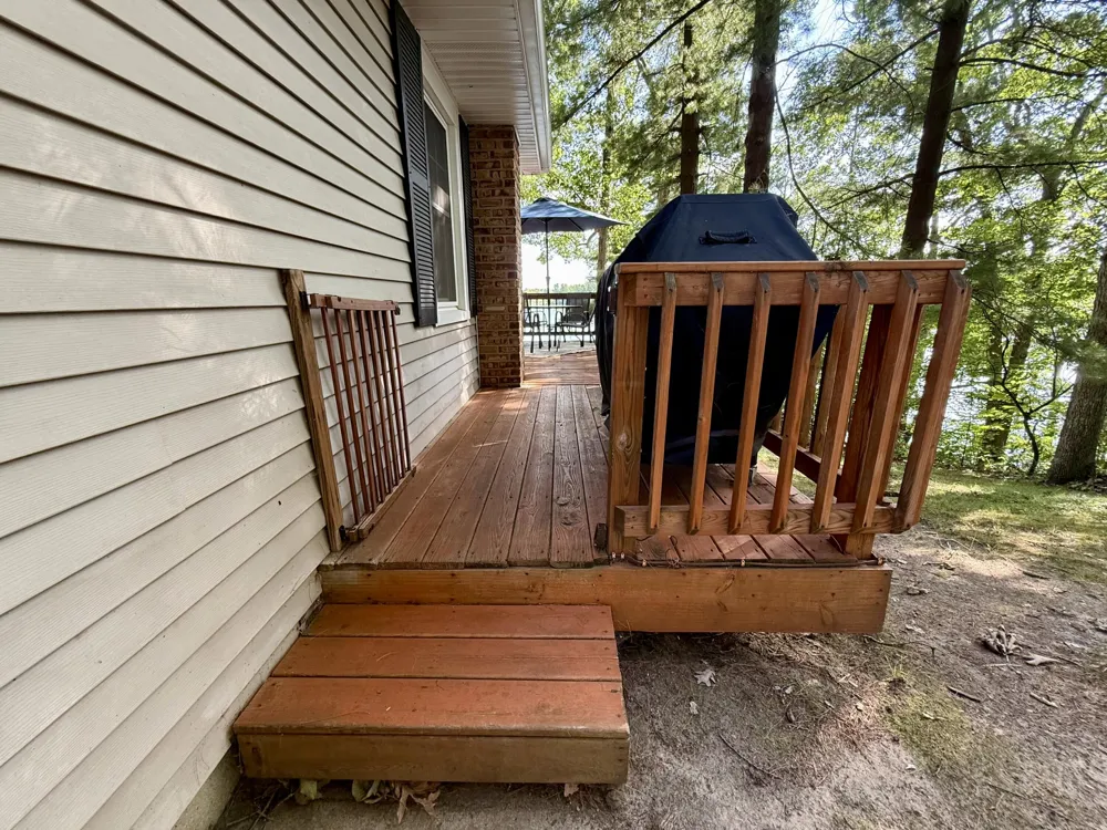 1880 Hemlock Crest Drive Quincy, MI 49082