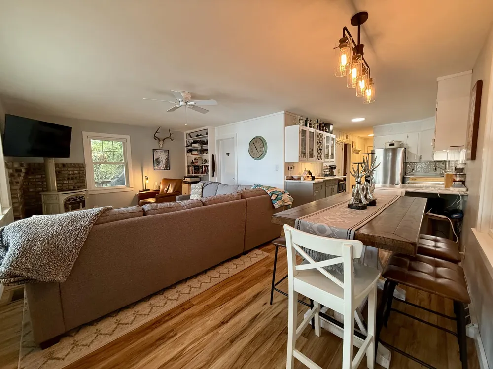 1880 Hemlock Crest Drive Quincy, MI 49082