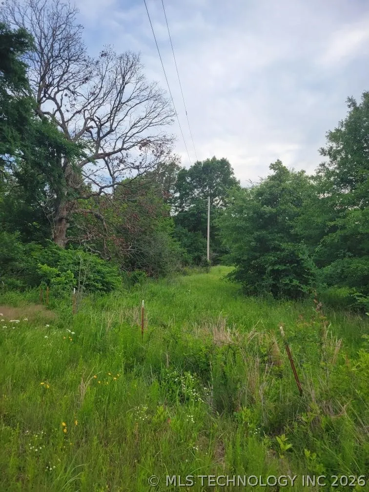 140 Gaines Creek Canadian, OK 74425