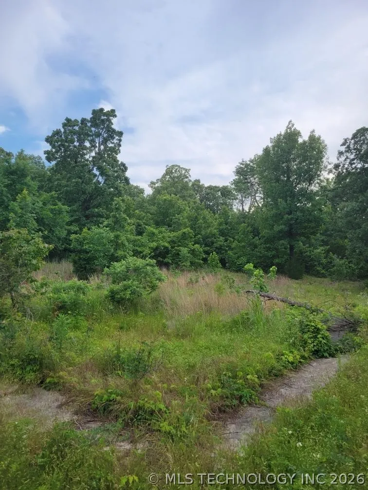 140 Gaines Creek Canadian, OK 74425