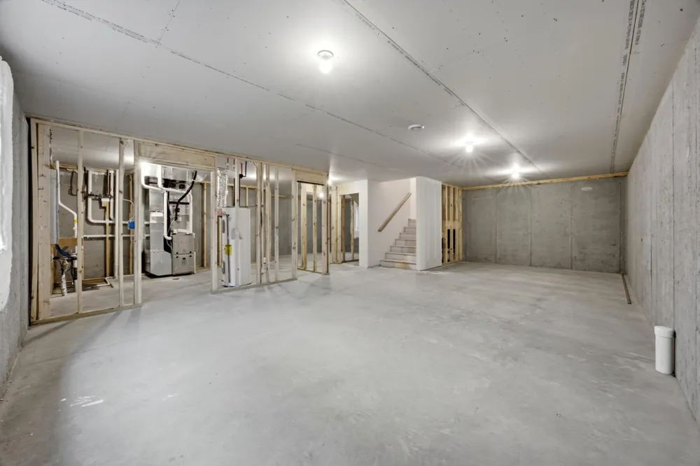 967 61st Avenue W West Fargo, ND 58078