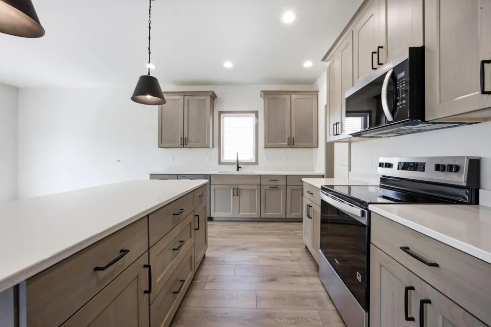 967 61st Avenue W West Fargo, ND 58078