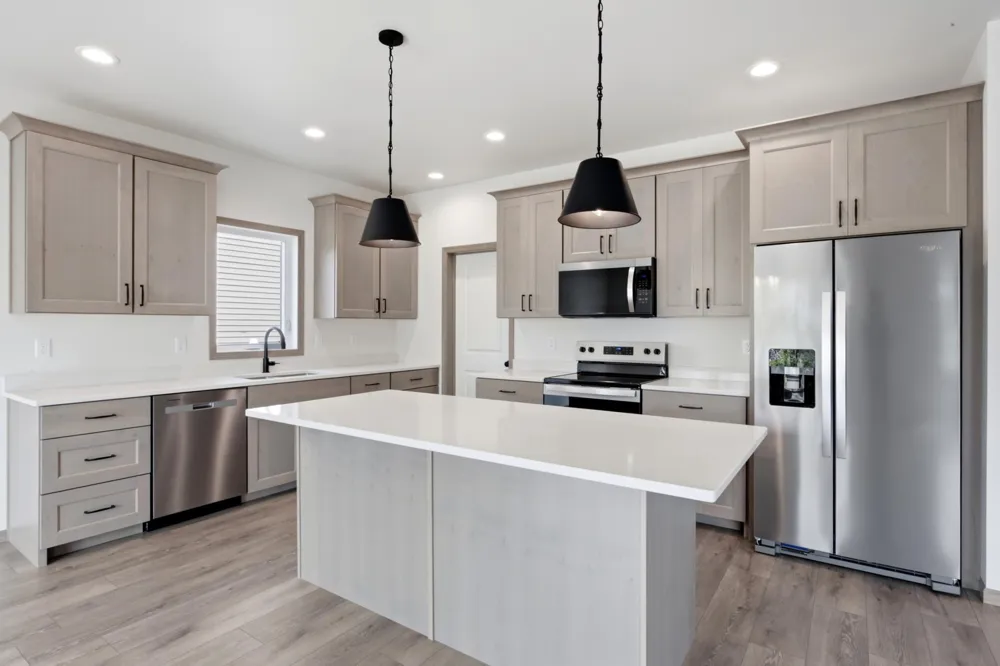 967 61st Avenue W West Fargo, ND 58078