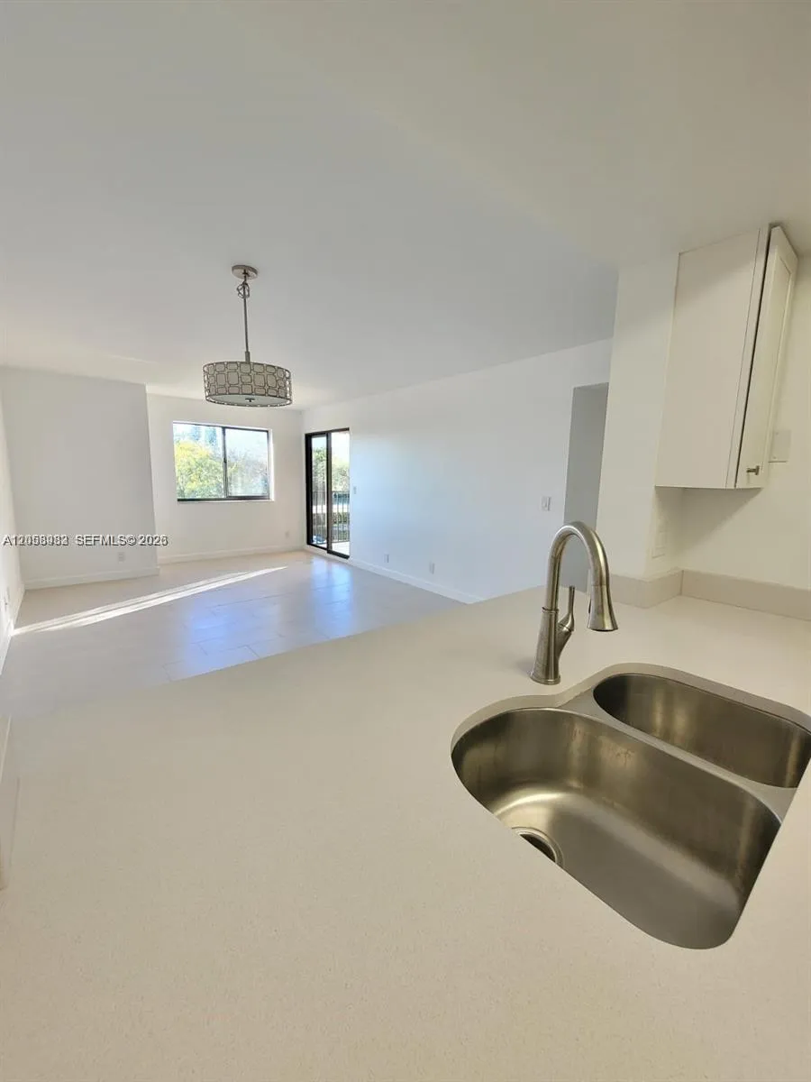 10001 W Atlantic Blvd #324 Coral Springs, FL 33071