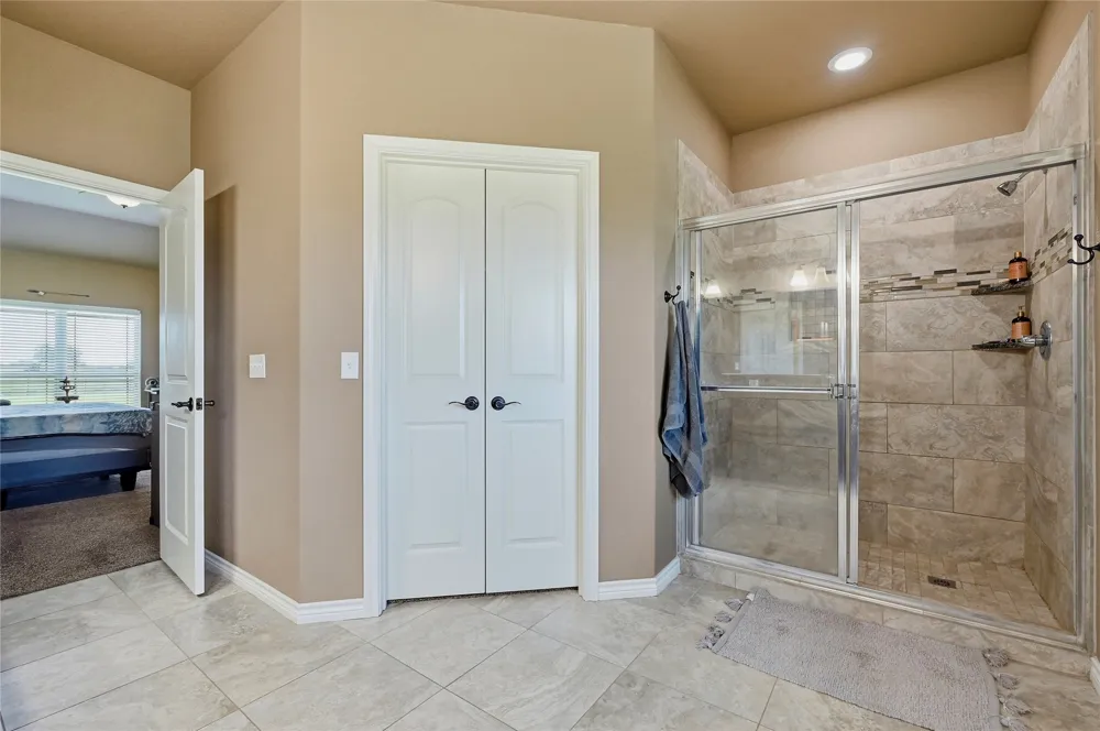 230 Buck Trail Durant, OK 74701