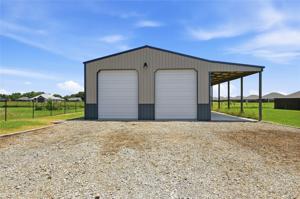 230 Buck Trail Durant, OK 74701